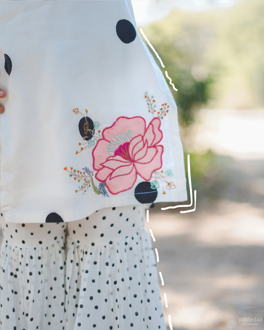 Polka applique set